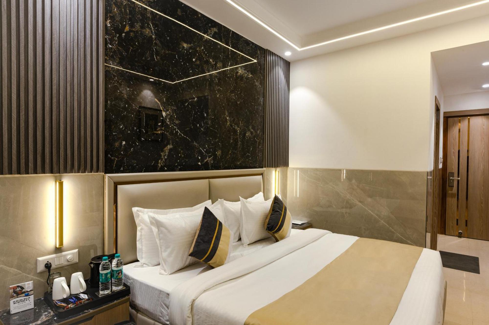 The Orion Hotel Era - Delhi Airport New Delhi Exterior photo
