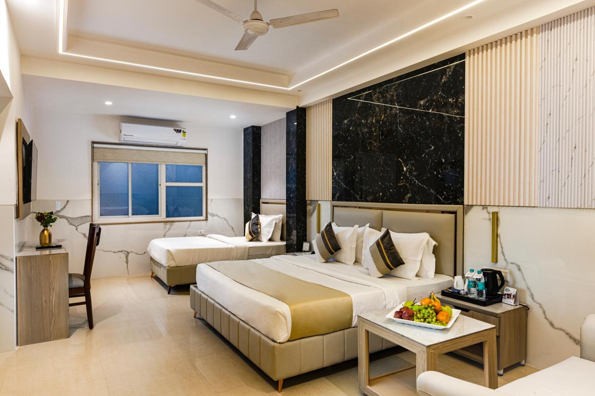 The Orion Hotel Era - Delhi Airport New Delhi Exterior photo