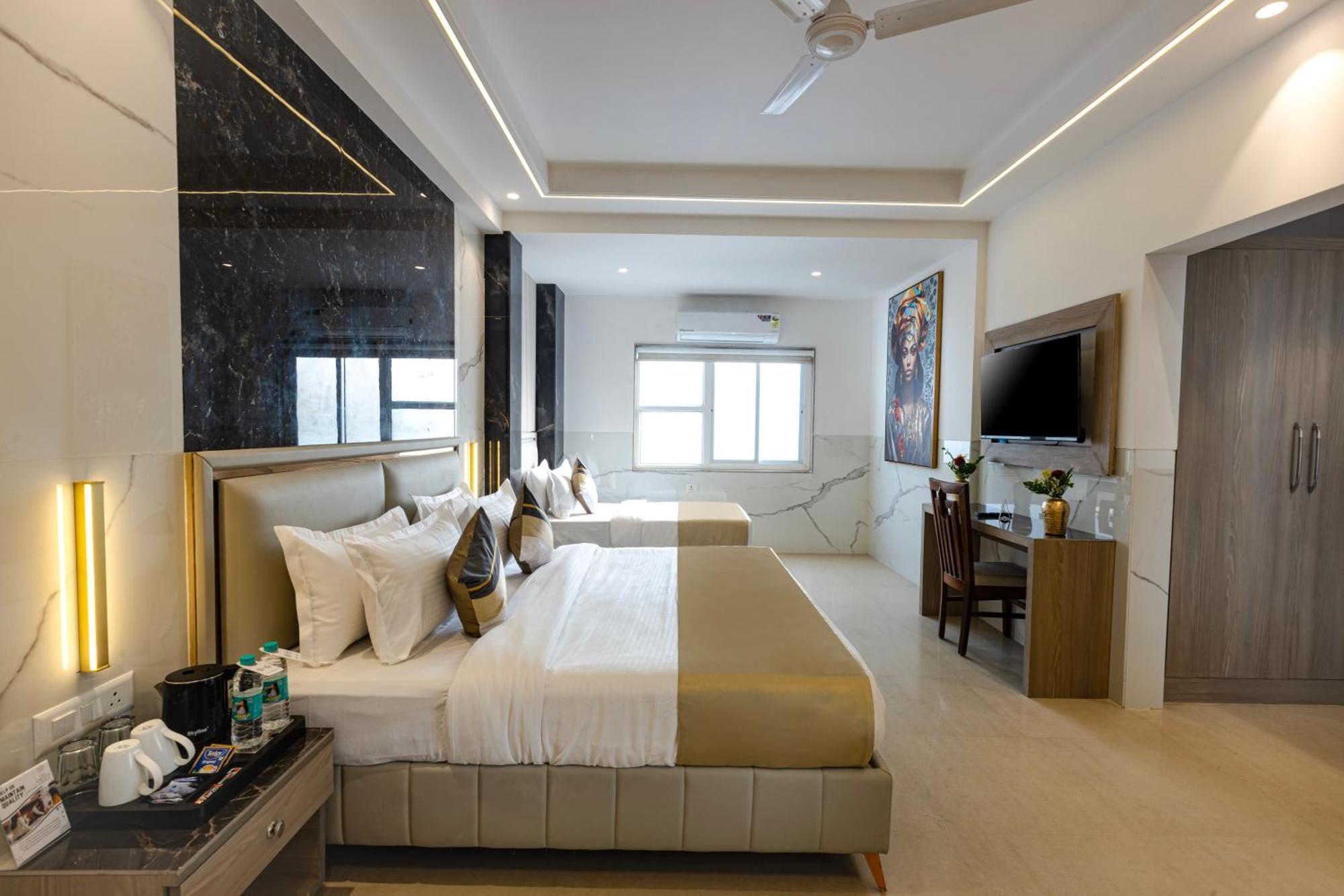 The Orion Hotel Era - Delhi Airport New Delhi Exterior photo